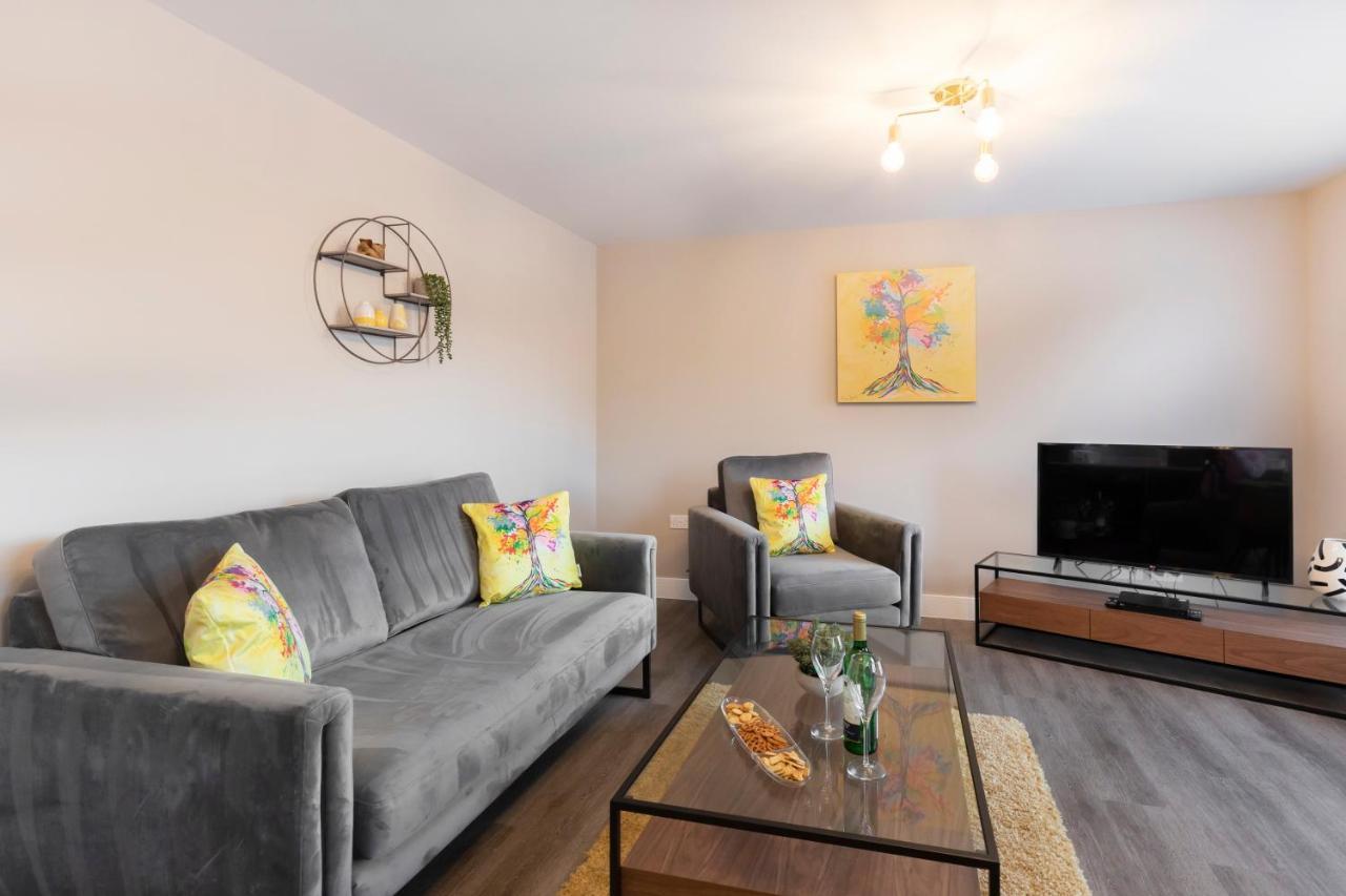 Elliot Oliver - Luxurious Two Bedroom Apartment With Parking Gloucester Eksteriør bilde